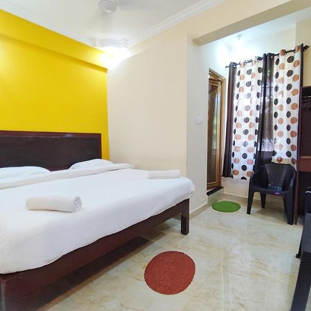 Hotel Candolim Aloft Екстер'єр фото