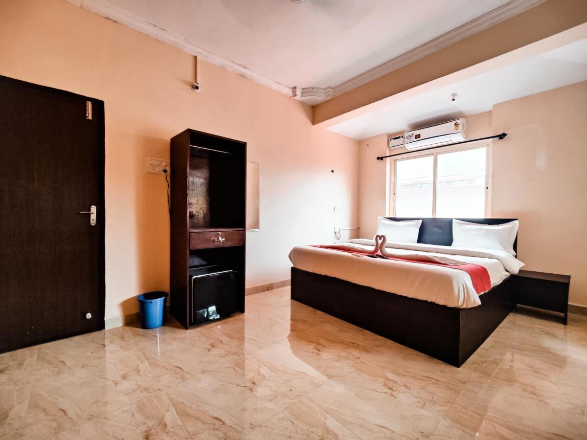 Hotel Candolim Aloft Екстер'єр фото