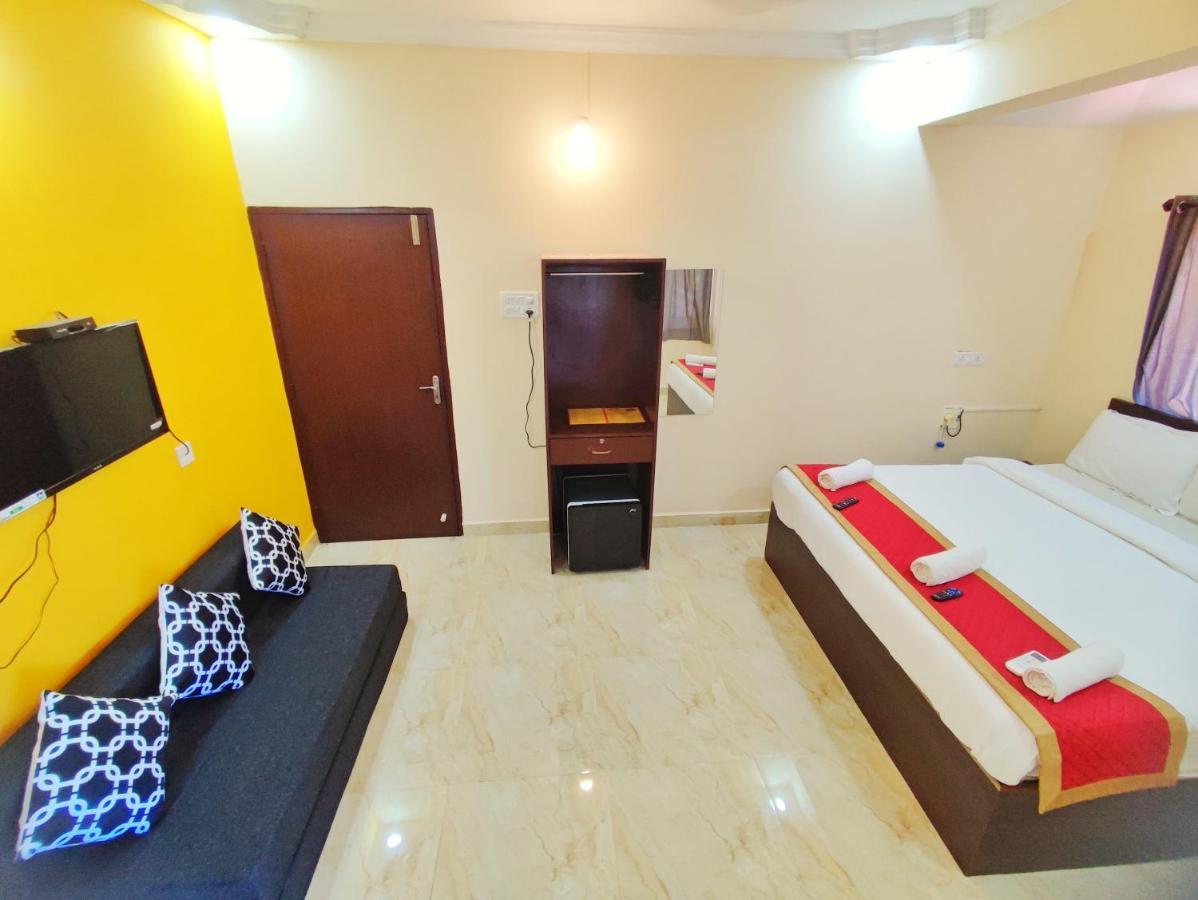 Hotel Candolim Aloft Екстер'єр фото
