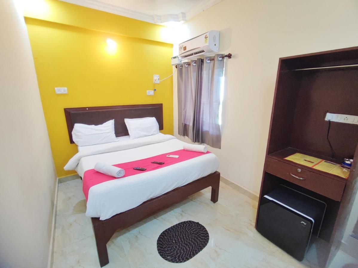 Hotel Candolim Aloft Екстер'єр фото