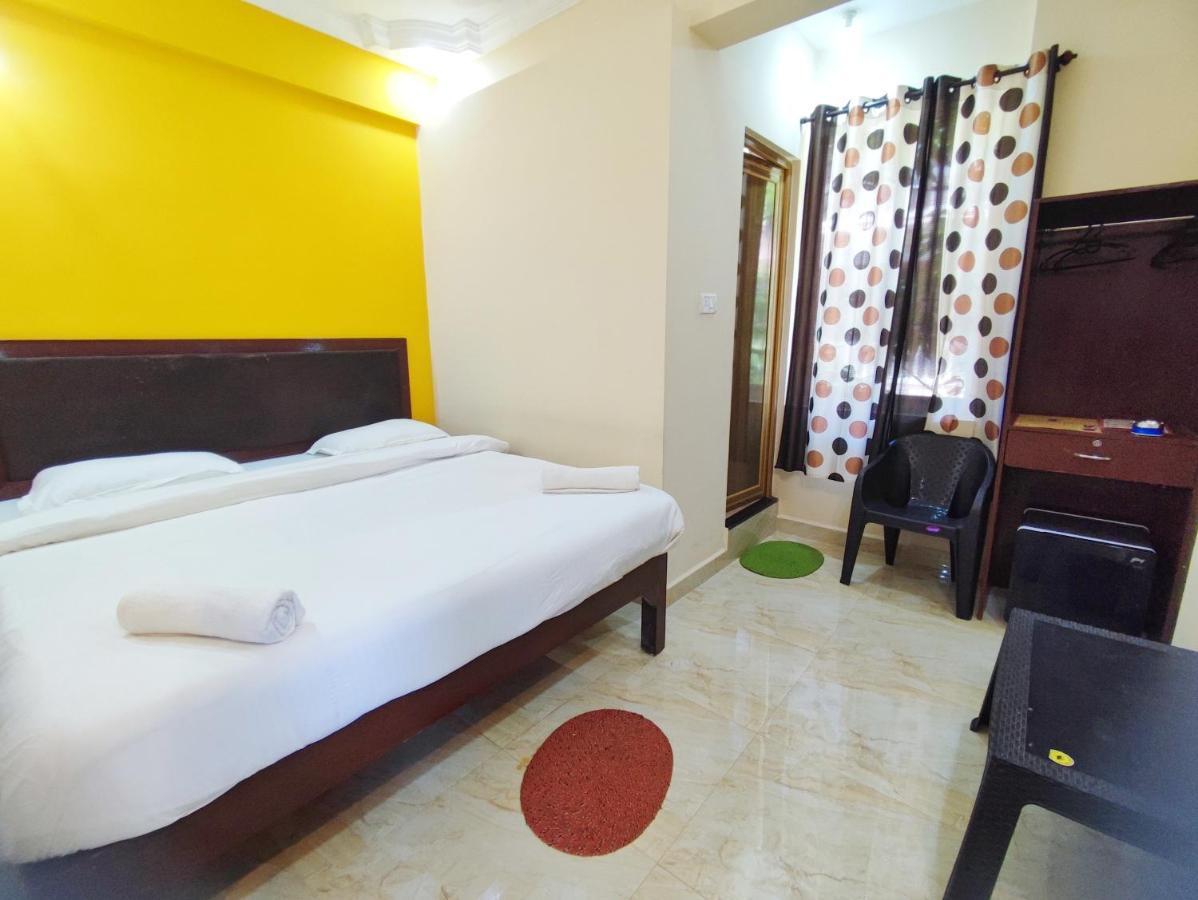 Hotel Candolim Aloft Екстер'єр фото