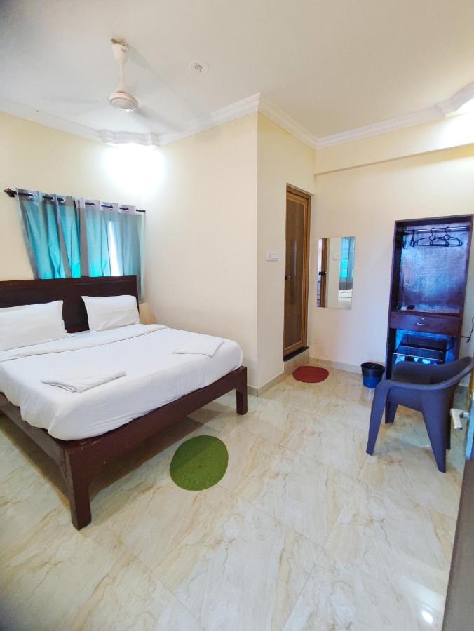Hotel Candolim Aloft Екстер'єр фото