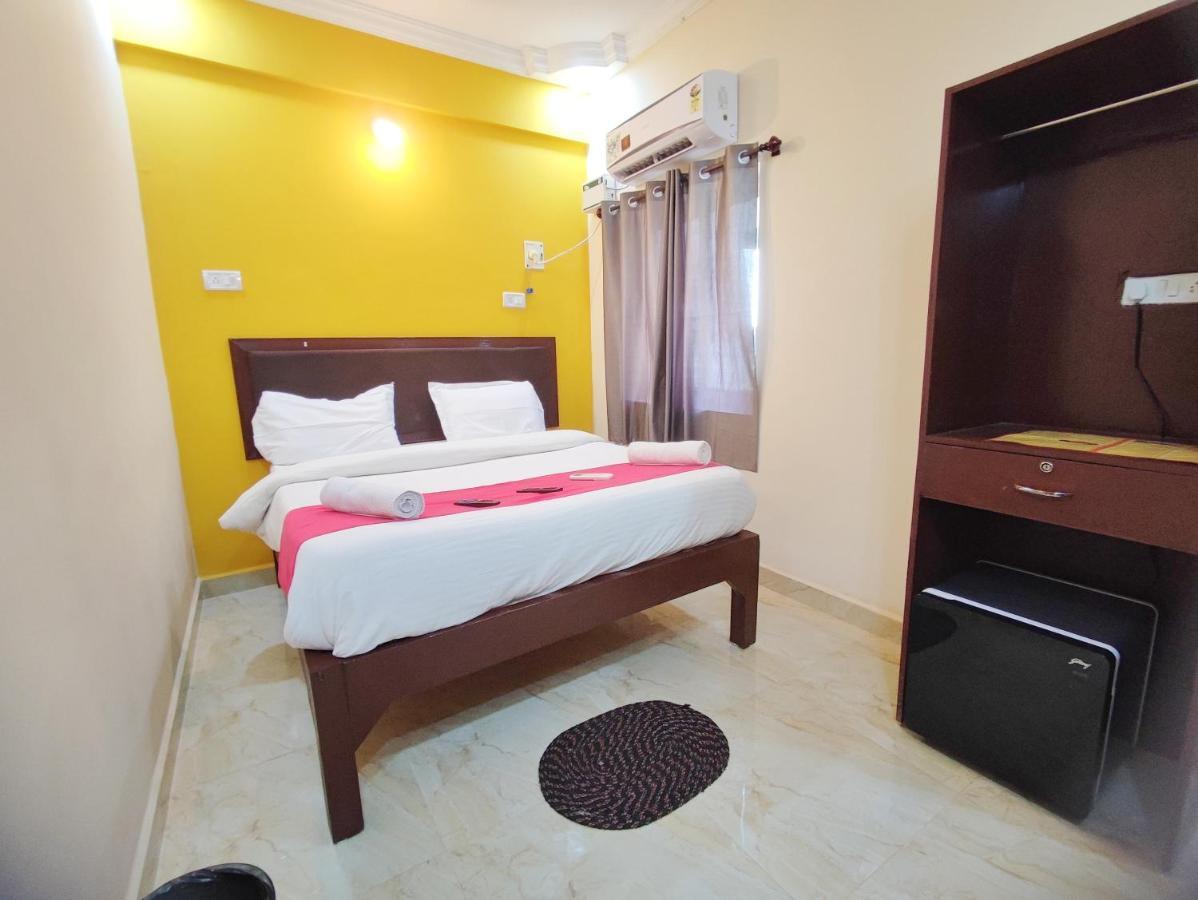 Hotel Candolim Aloft Екстер'єр фото