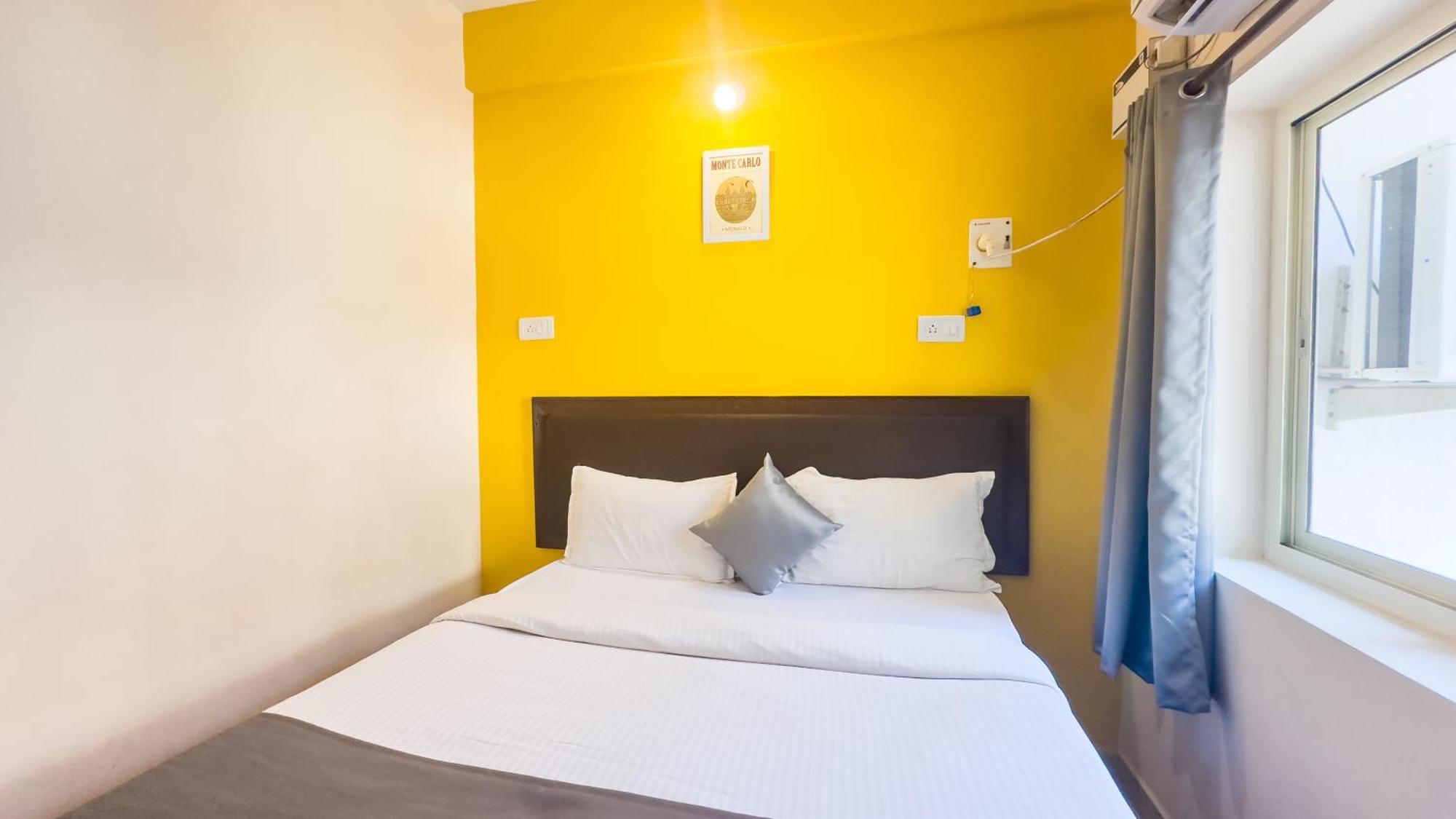Hotel Candolim Aloft Екстер'єр фото