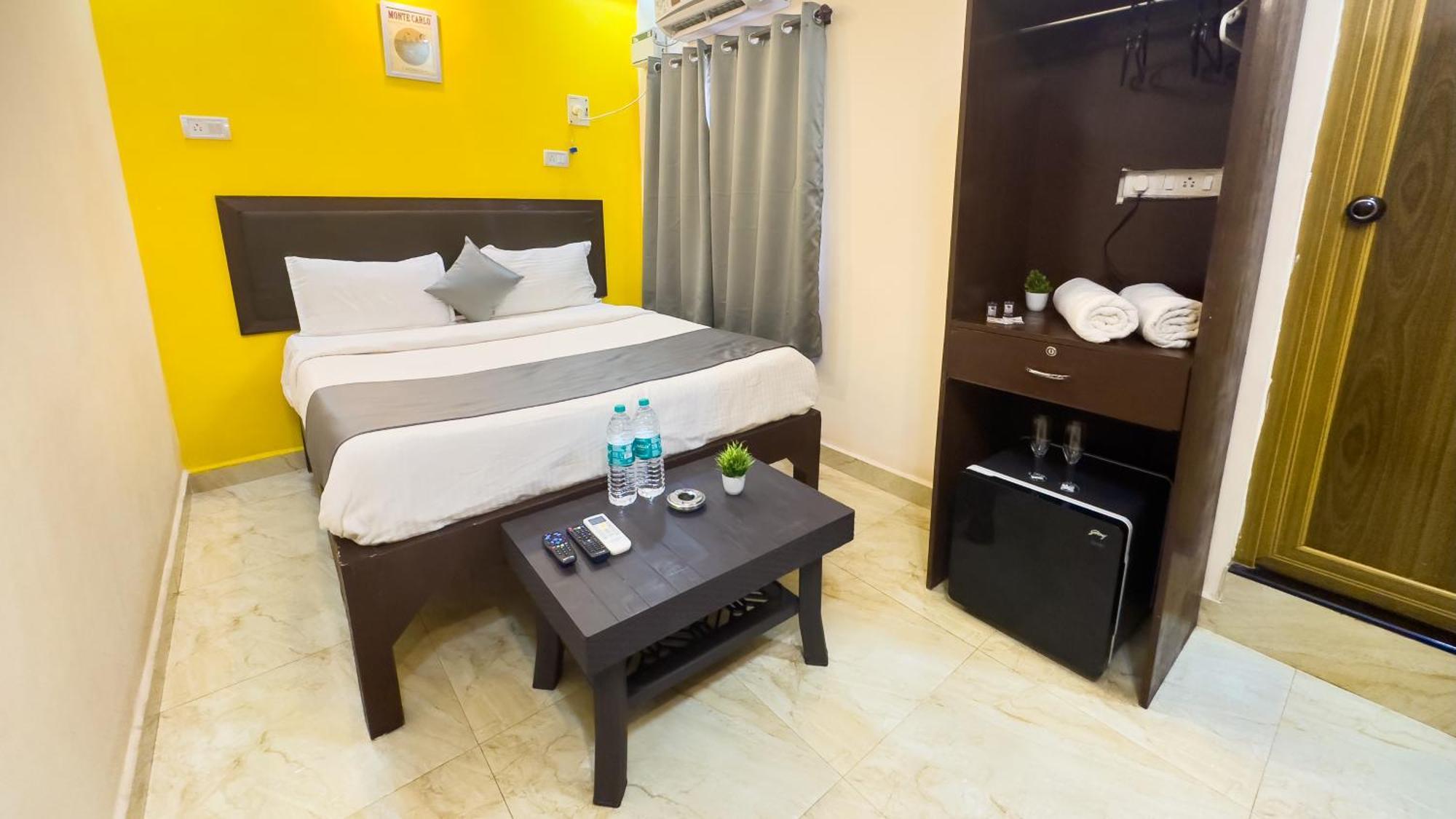 Hotel Candolim Aloft Екстер'єр фото